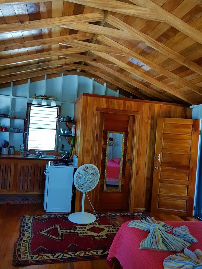 Carolyn'S House Villa Caye Caulker Bagian luar foto